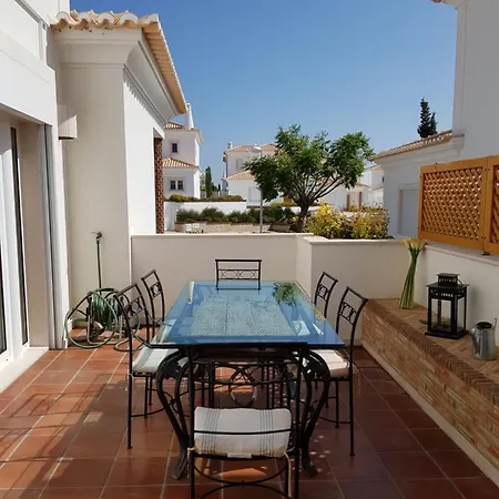 & Private Bathroom Luxury Villa, Swimingpool