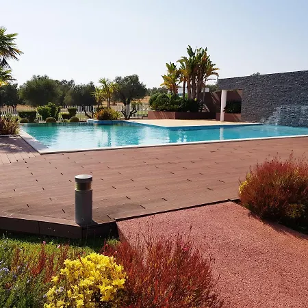 & Private Bathroom Luxury Villa, Swimingpool بيت ضيافة