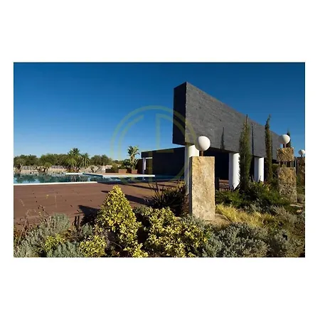 & Private Bathroom Luxury Villa, Swimingpool