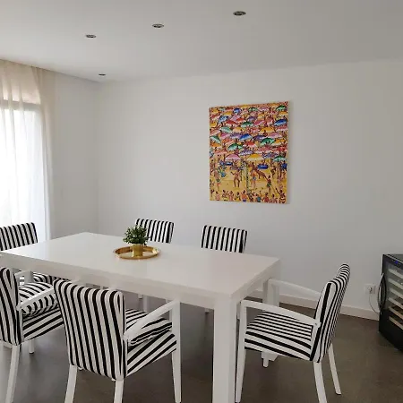 بيت ضيافة & Private Bathroom Luxury Villa, Swimingpool كوارتيرا